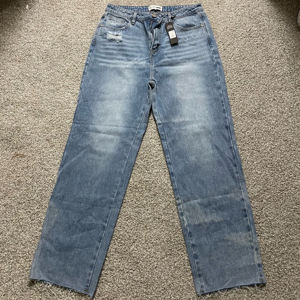 Fashion Nova lightwash Straight Leg Jeans Women size 11 NWT